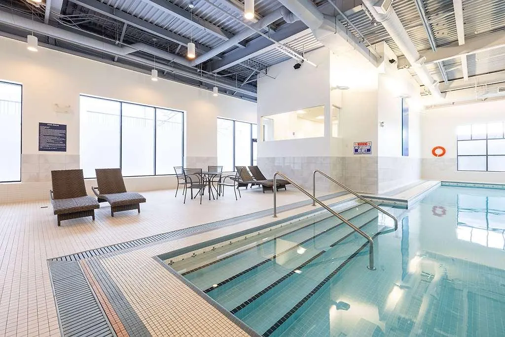 Doubletree By Hilton Calgary North Hotel